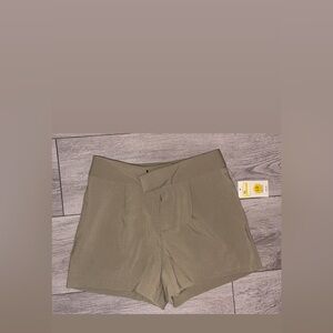 A New Day Size 4 High Rise Tailored Shorts Green New W Tags 3.5 In Inseam Dressy